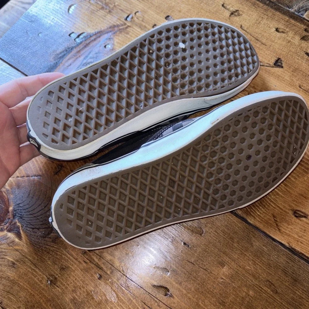 Vans Off The Wall Skate Shoes Women 11 Men 9.5 Unisex Classic Slip On
